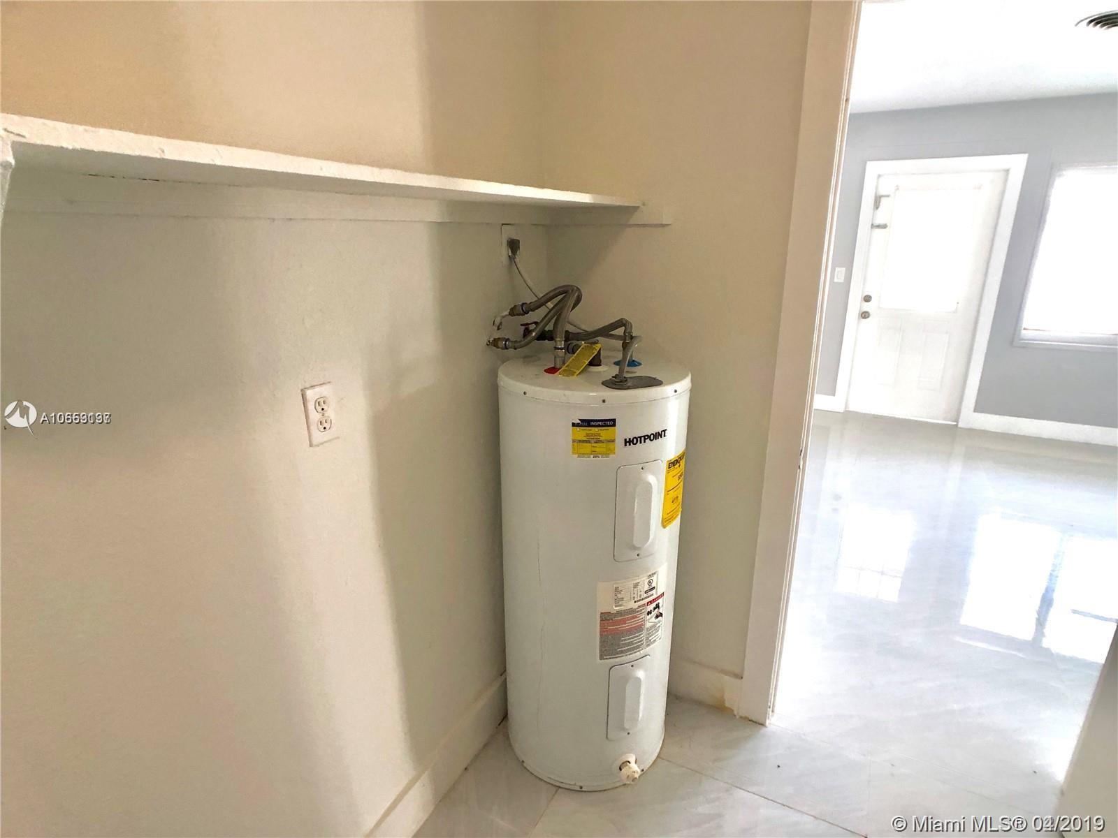 JENADA VILLAS - Residential Lease