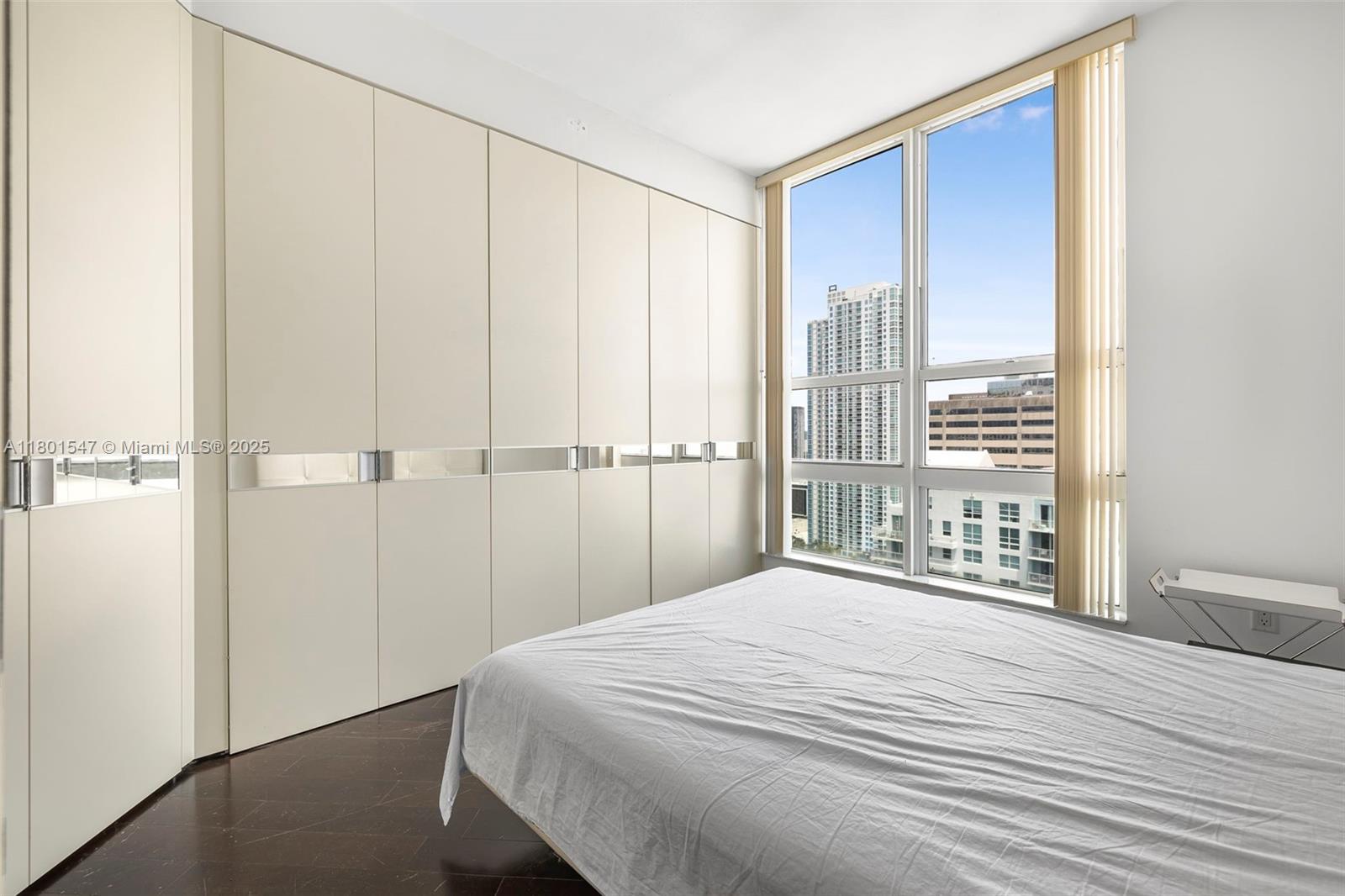 THE MARK ON BRICKELL COND - Residential