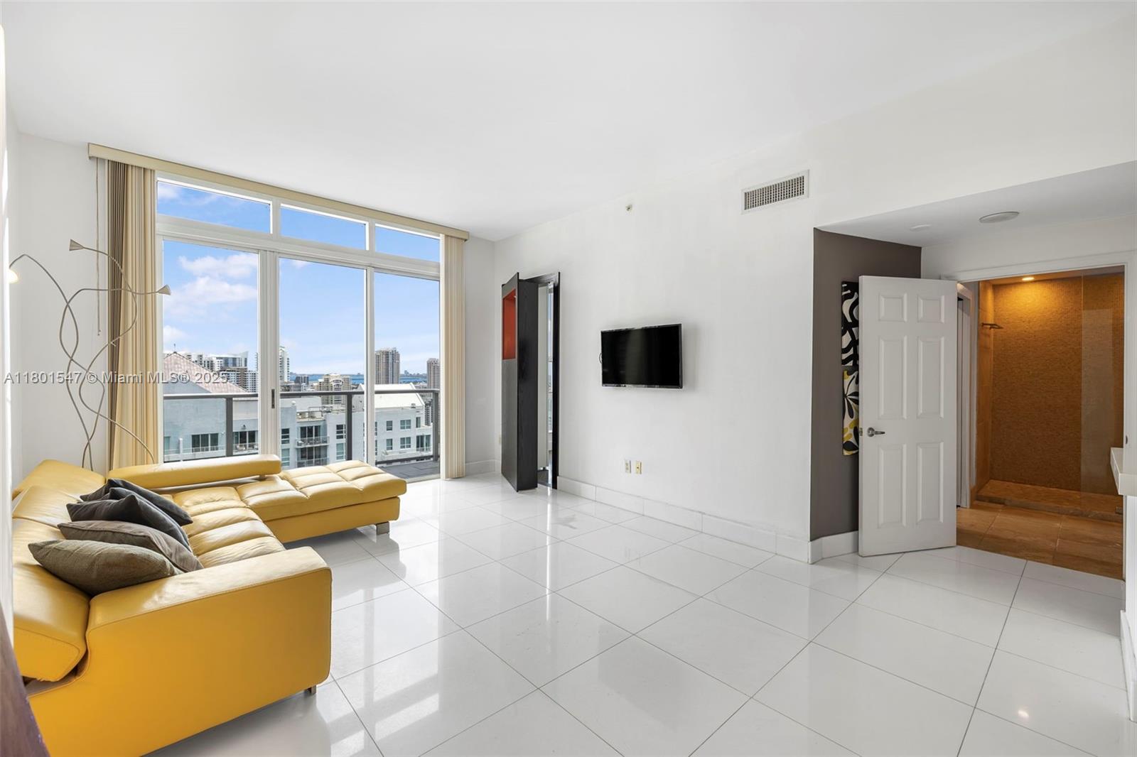 THE MARK ON BRICKELL COND - Residential