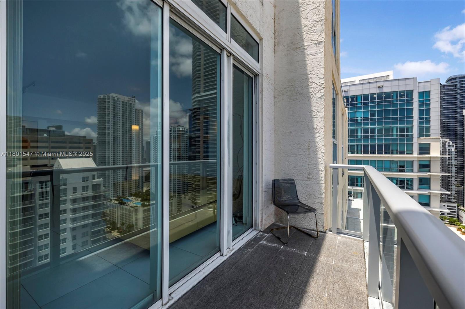 THE MARK ON BRICKELL COND - Residential