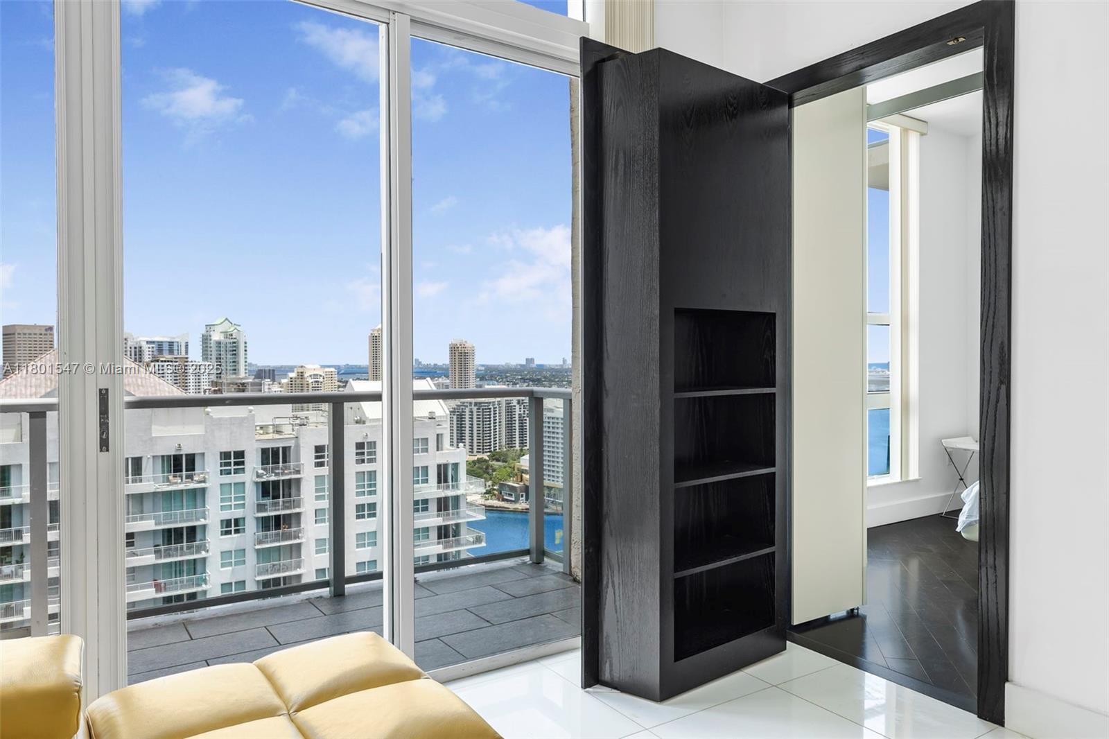 THE MARK ON BRICKELL COND - Residential