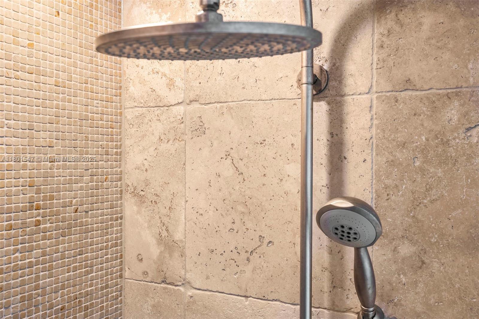 THE MARK ON BRICKELL COND - Residential