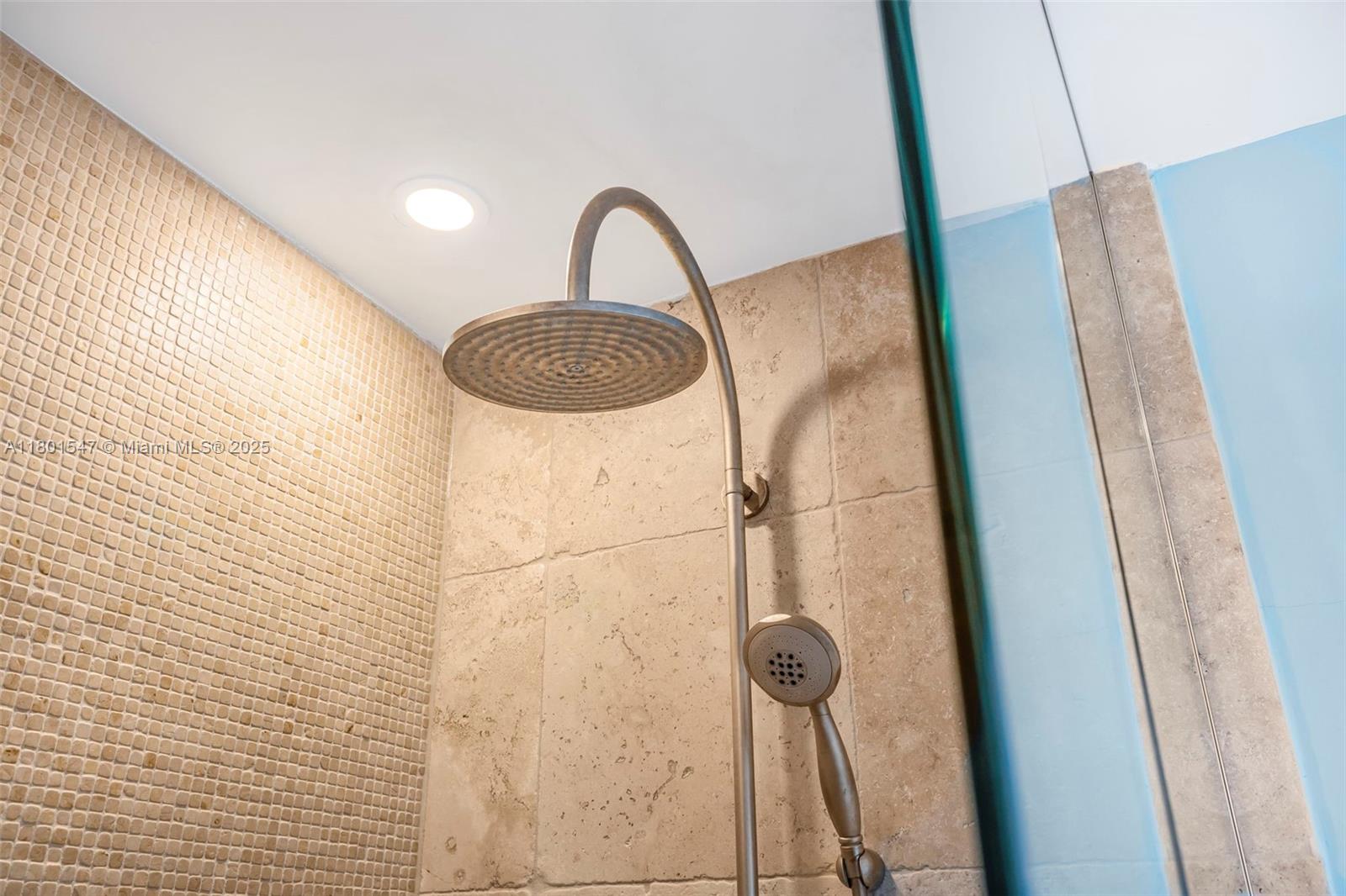 THE MARK ON BRICKELL COND - Residential