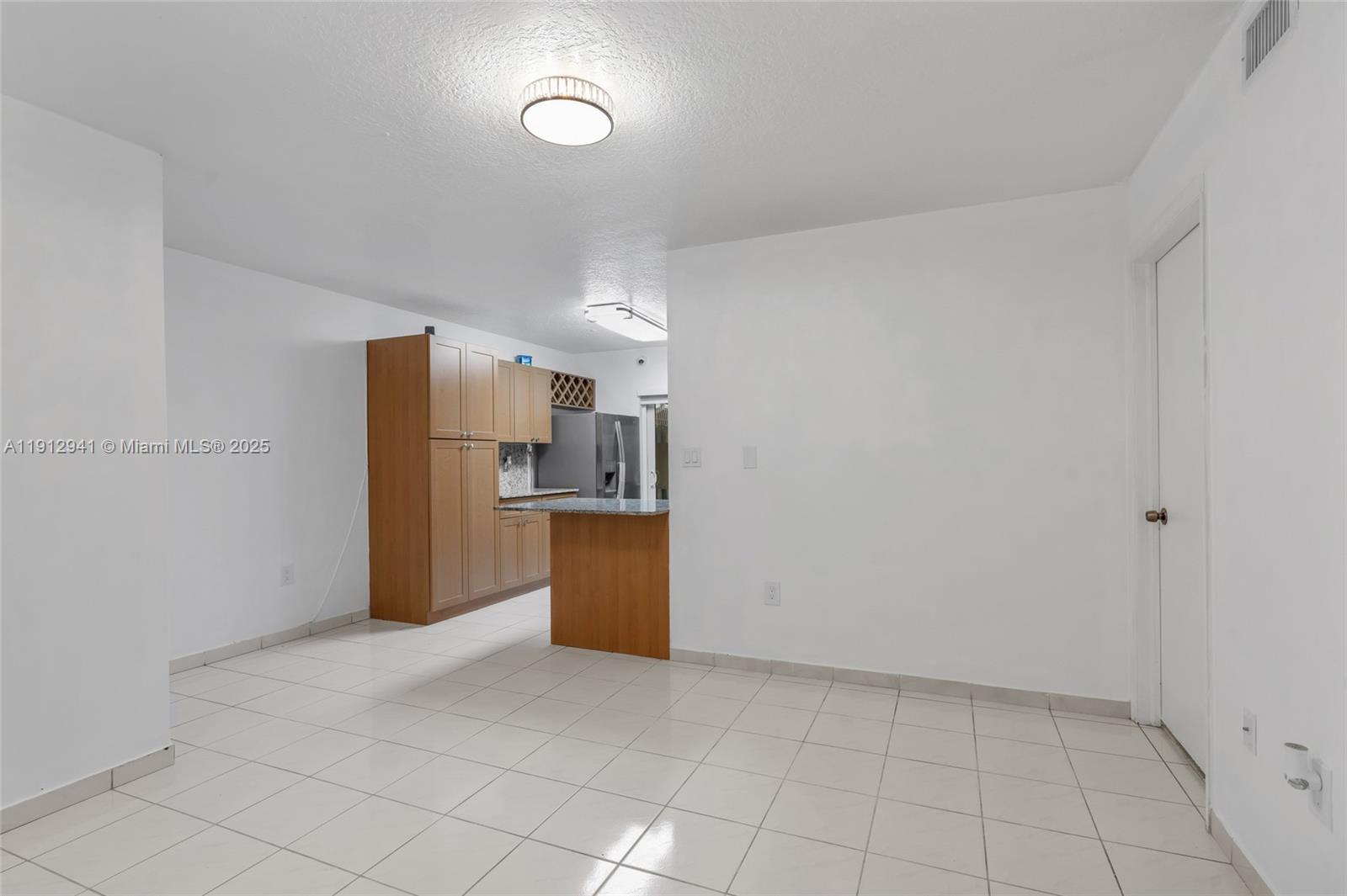 WEST POINCIANA VILLAS CON - Residential