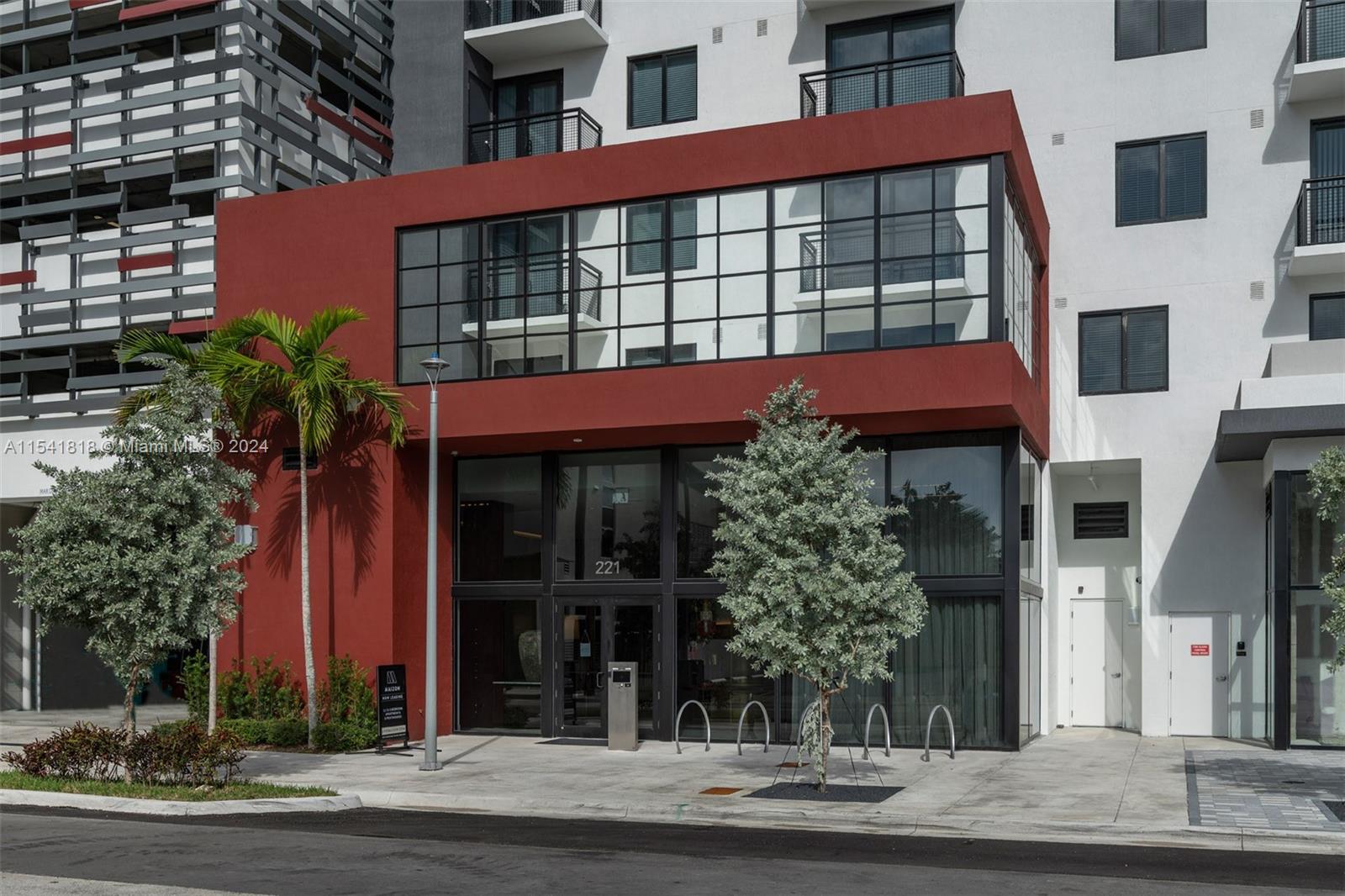 MIAMI HEIGHTS - Residential Lease