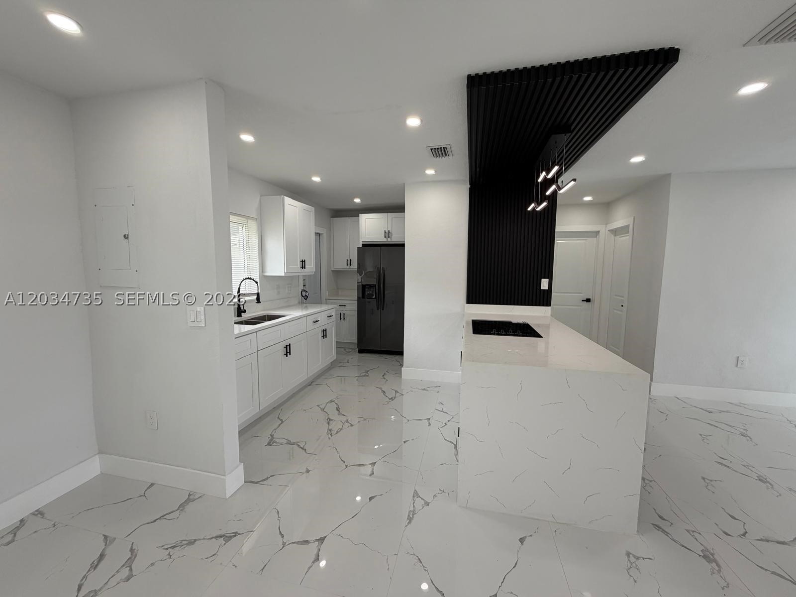 2800 NW 164th St