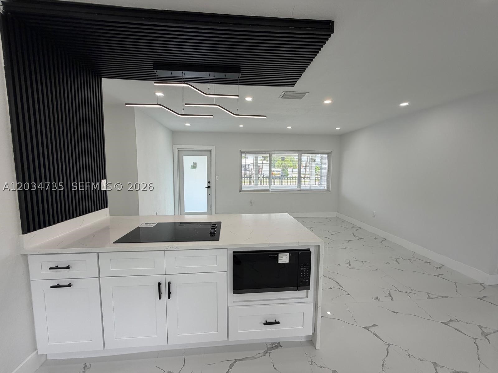 2800 NW 164th St