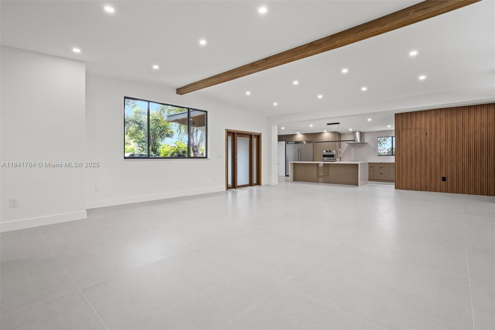 SKY LAKE ENCHANTED GARDEN - Residential