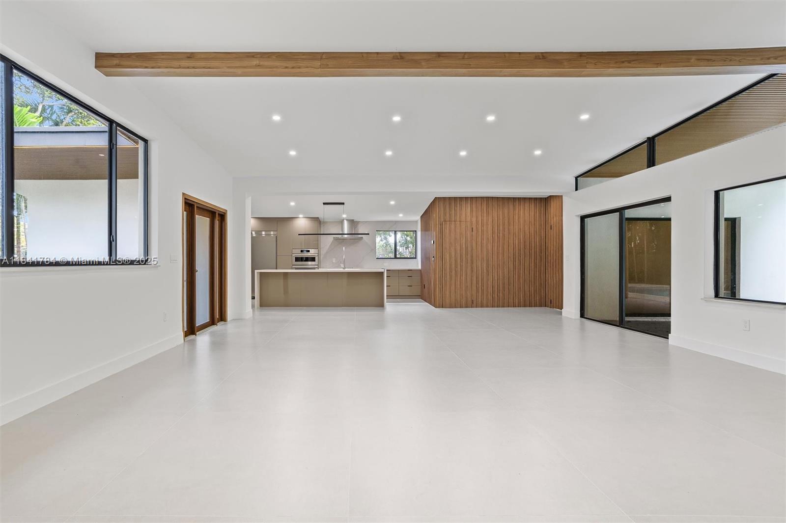 SKY LAKE ENCHANTED GARDEN - Residential