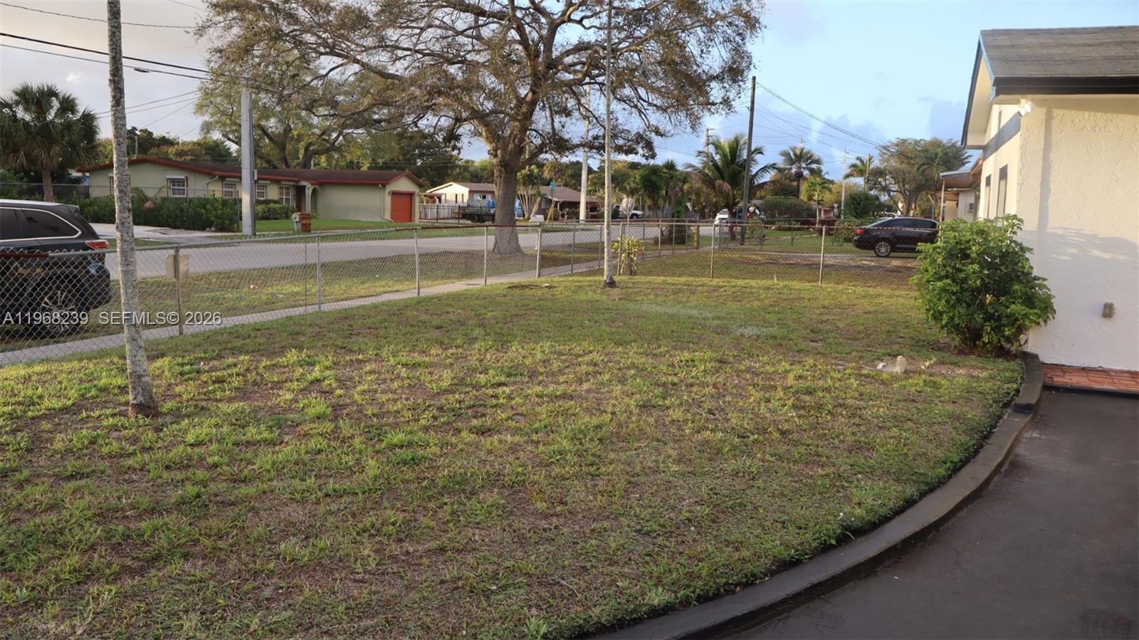 BROWARDALE 1ST ADDITION - Residential