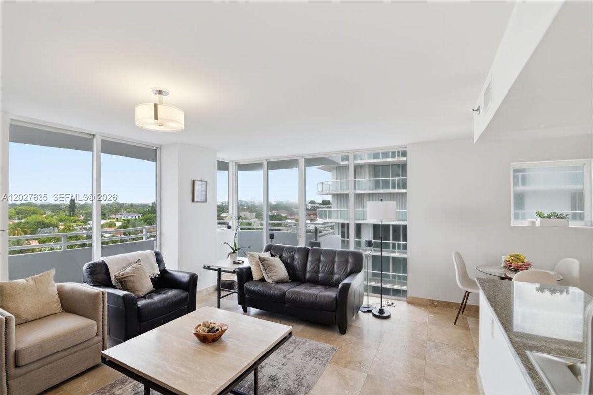 RIMINI BEACH CONDO - Residential