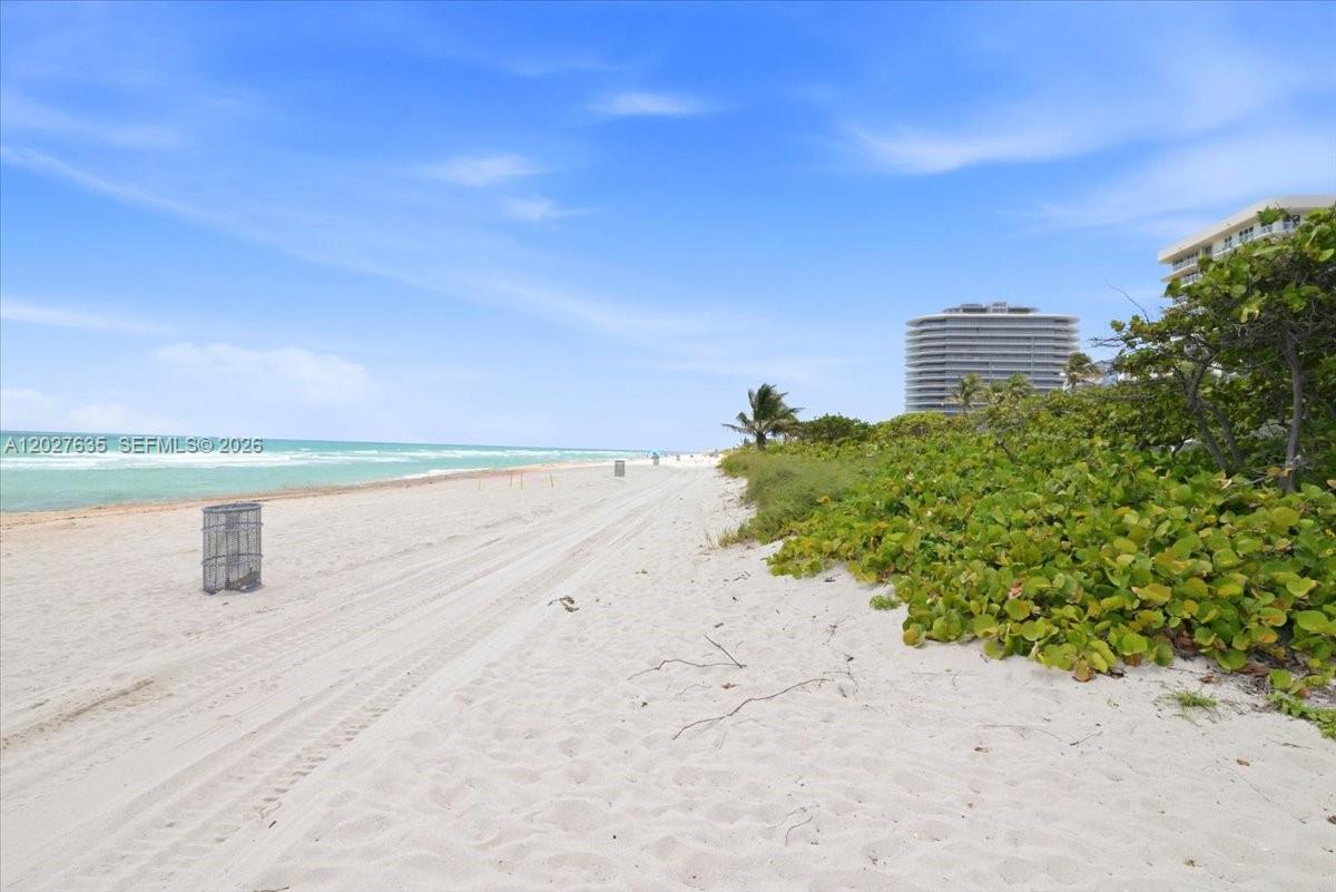 RIMINI BEACH CONDO - Residential