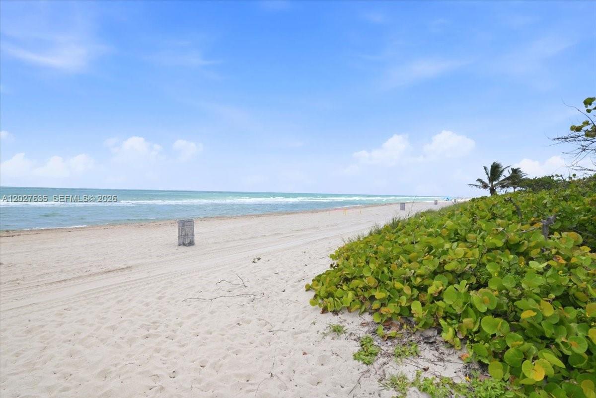 RIMINI BEACH CONDO - Residential