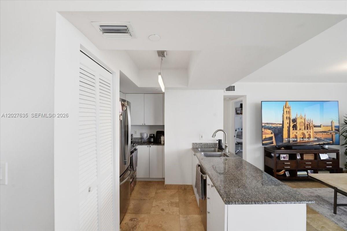 RIMINI BEACH CONDO - Residential