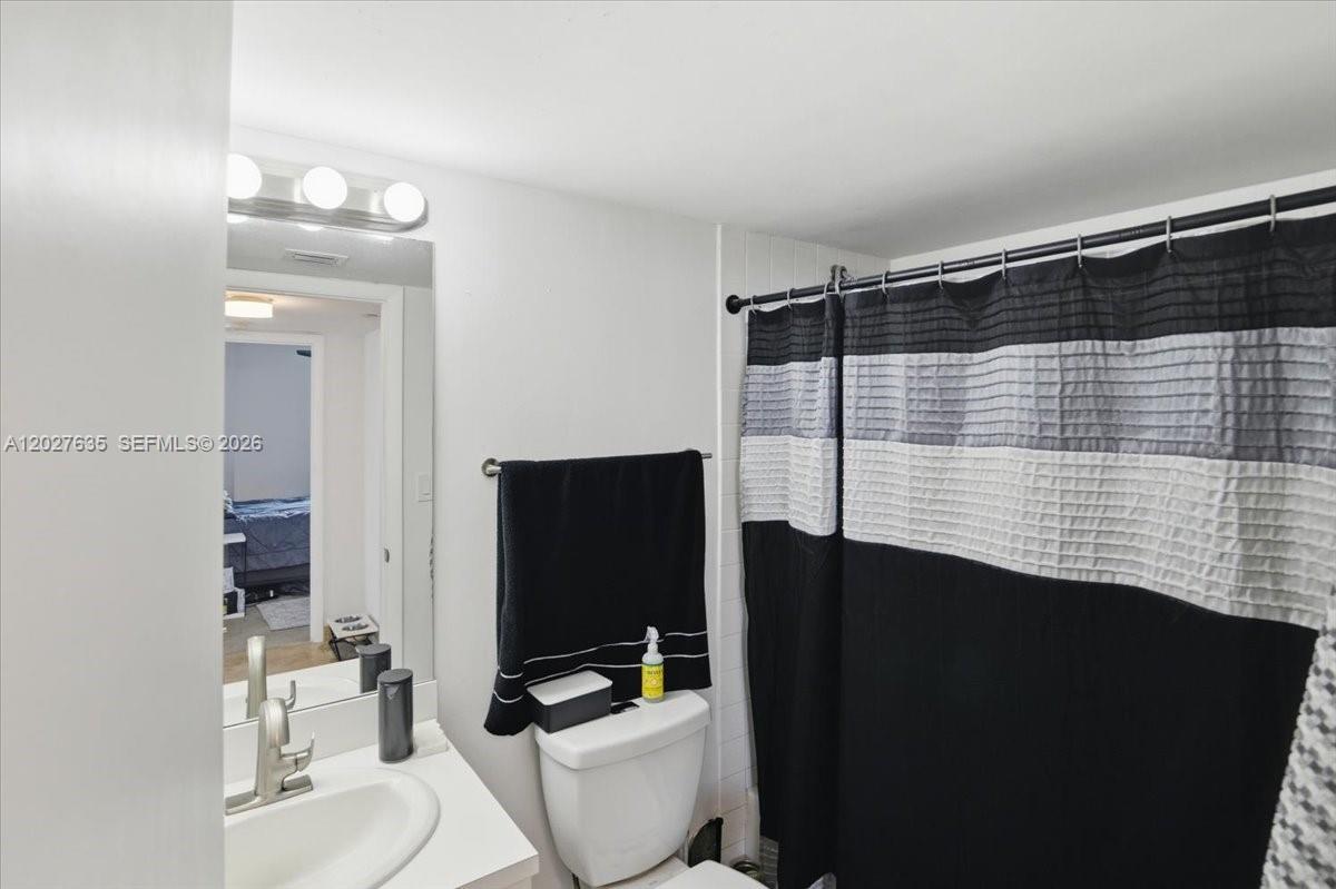 RIMINI BEACH CONDO - Residential
