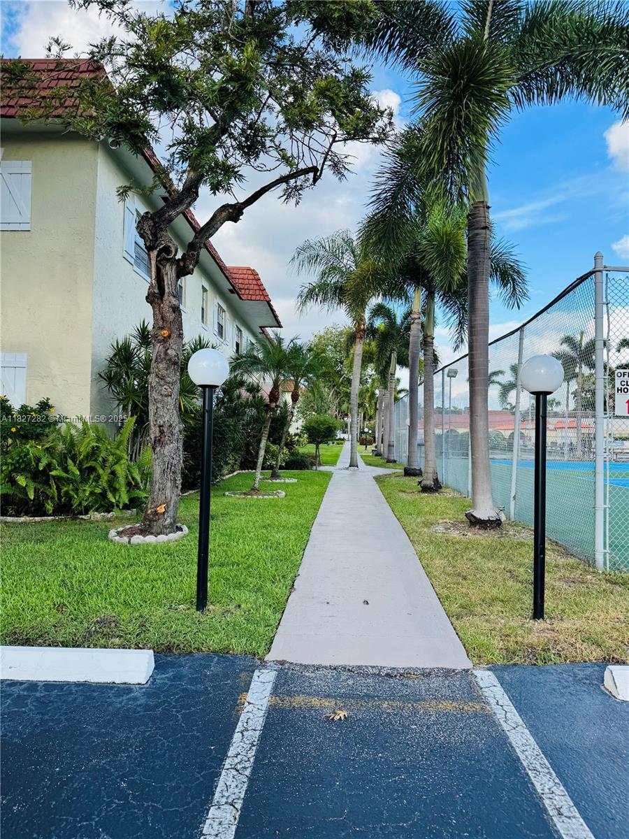 MEADOWS CONDO - Residential