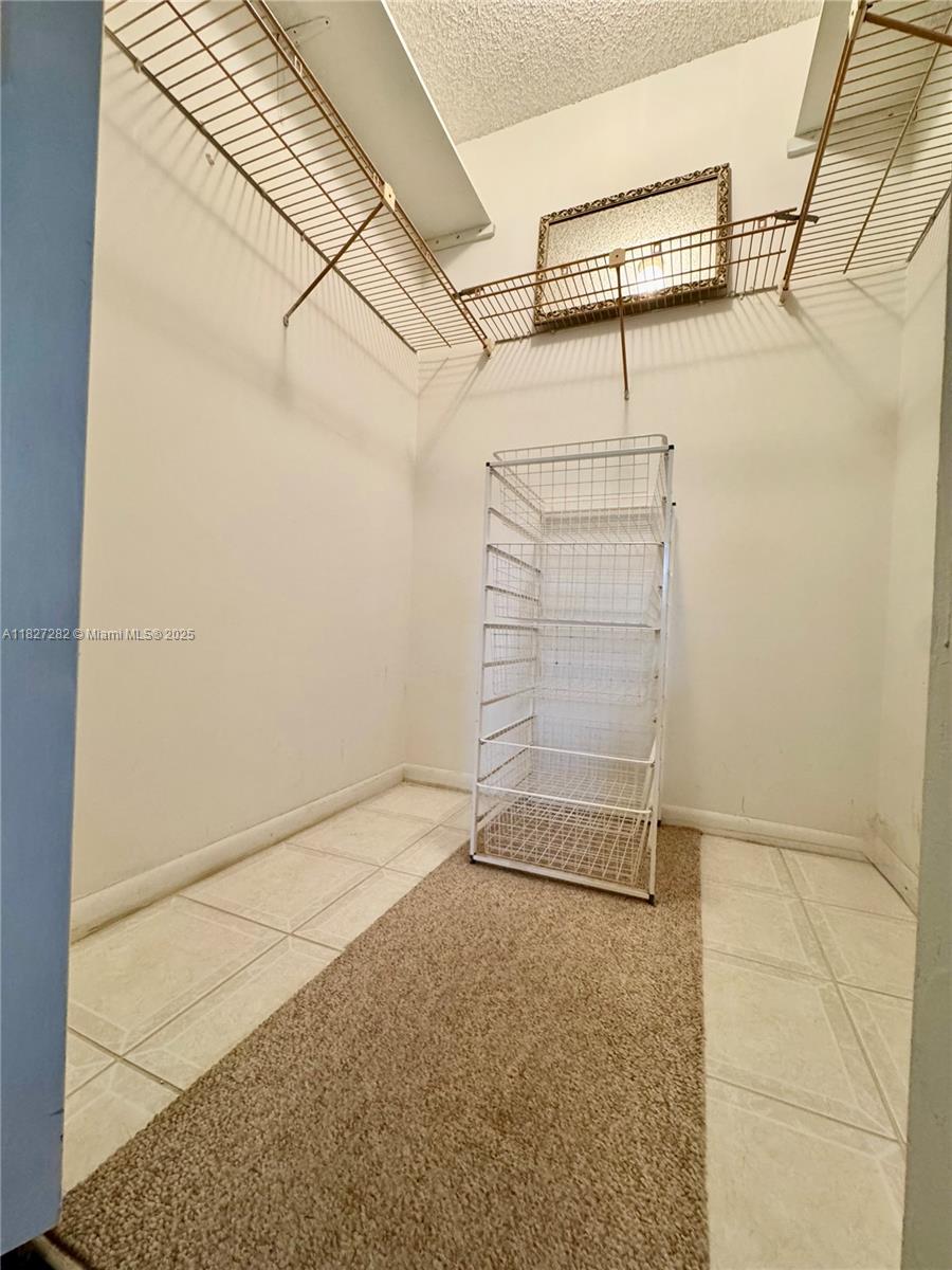 MEADOWS CONDO - Residential