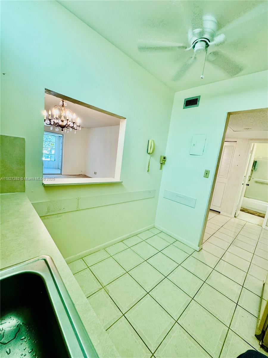 MEADOWS CONDO - Residential