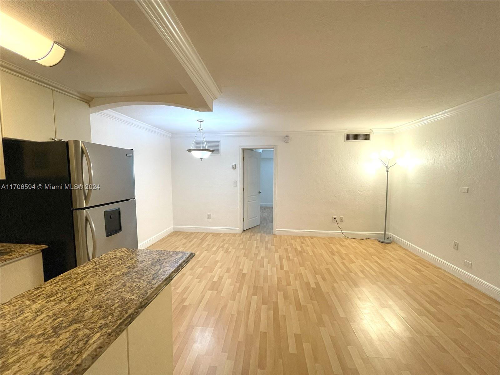 3245 Virginia St 39