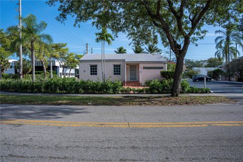 986 NE 126th St North Miami FL 33161