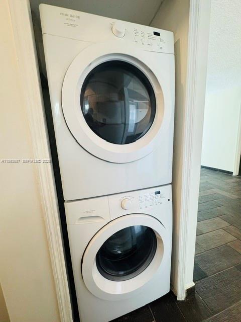 ROND POINT CONDO - Residential