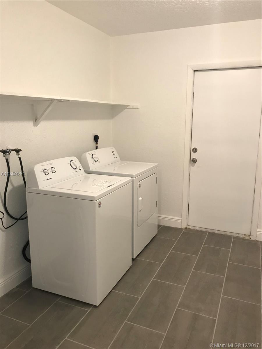 FLORANADA RIDGE SEC A RES - Residential Lease