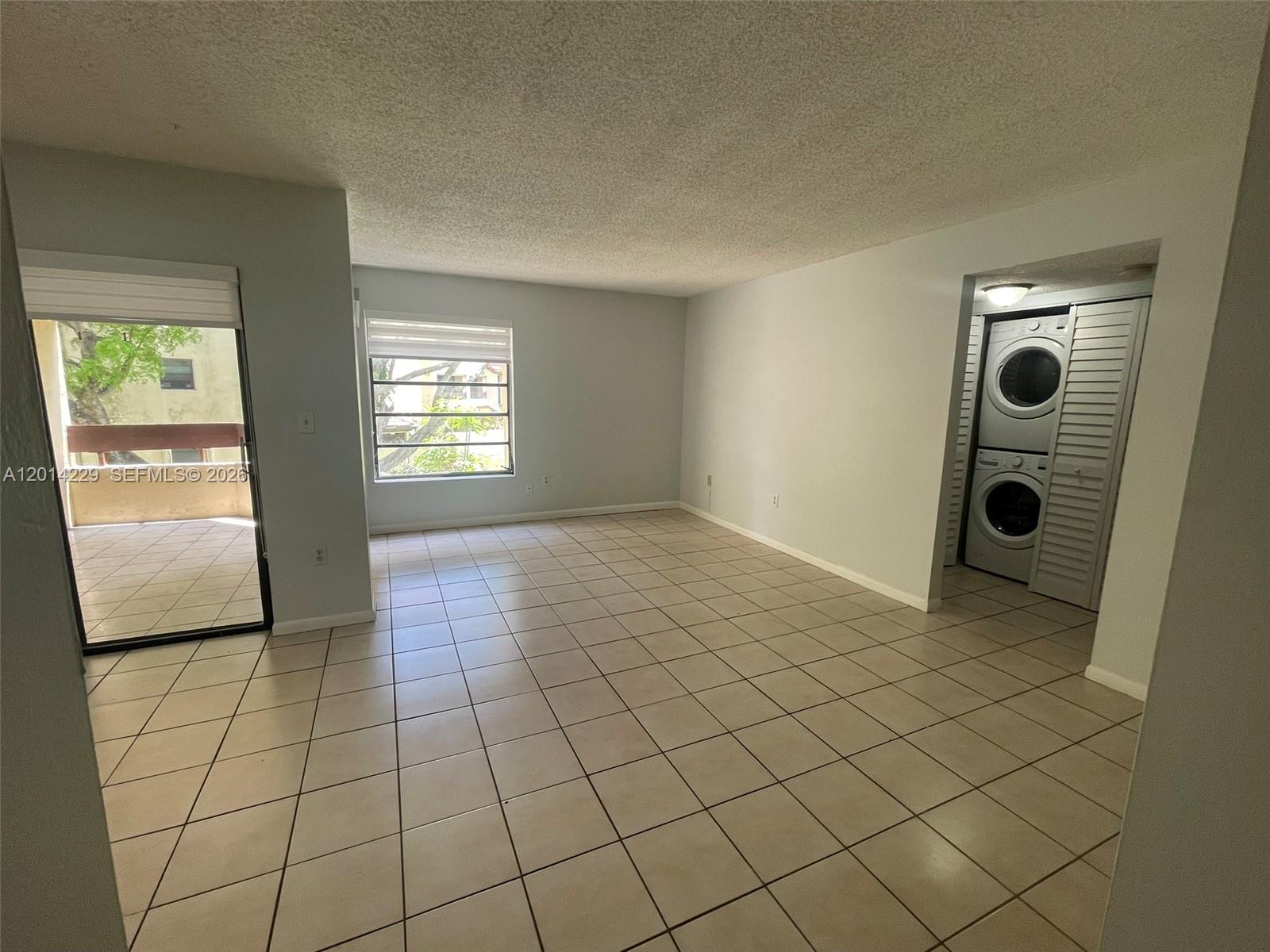 KENLAND BEND NORTH CONDO - Residential Lease