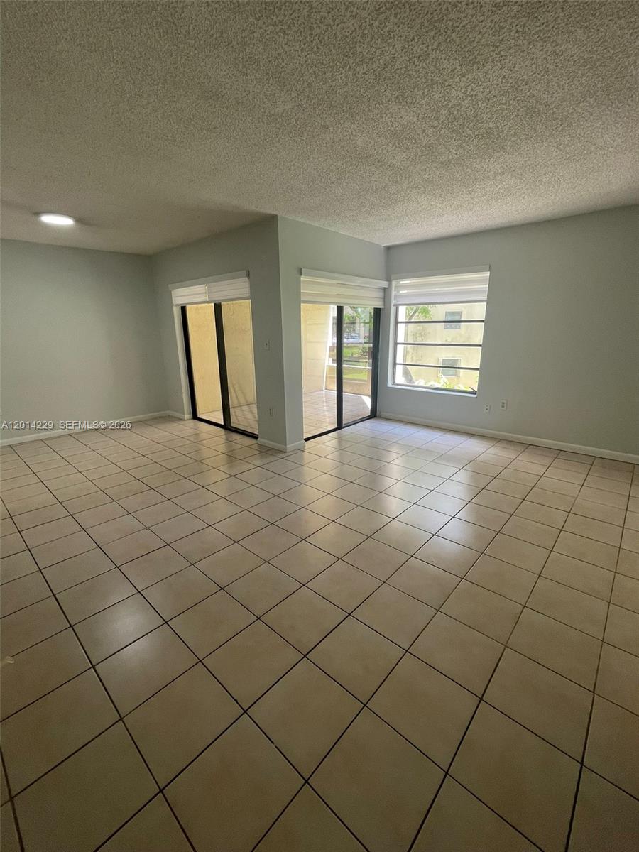 KENLAND BEND NORTH CONDO - Residential Lease