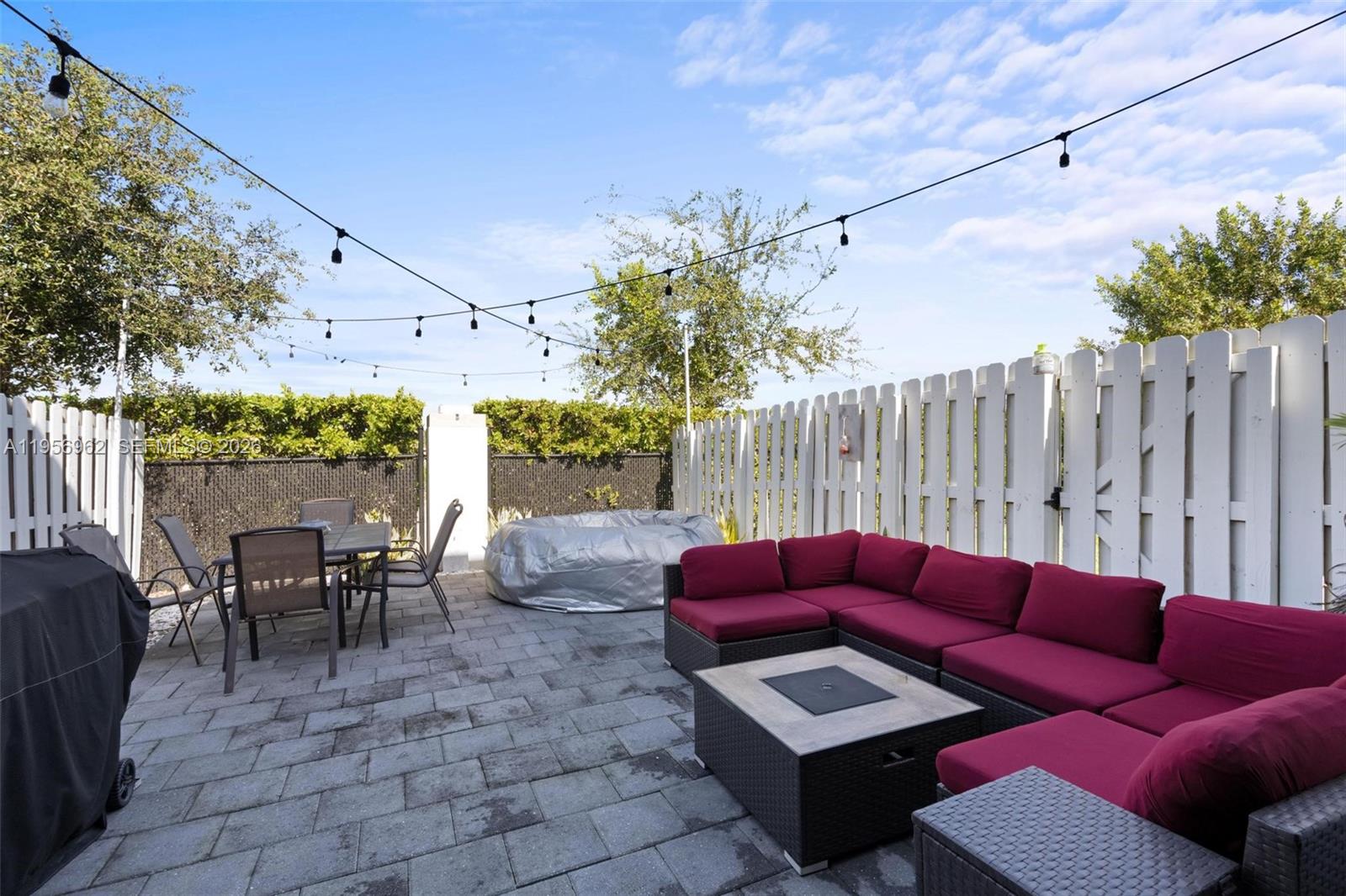 MC RESIDENTIAL - Residential