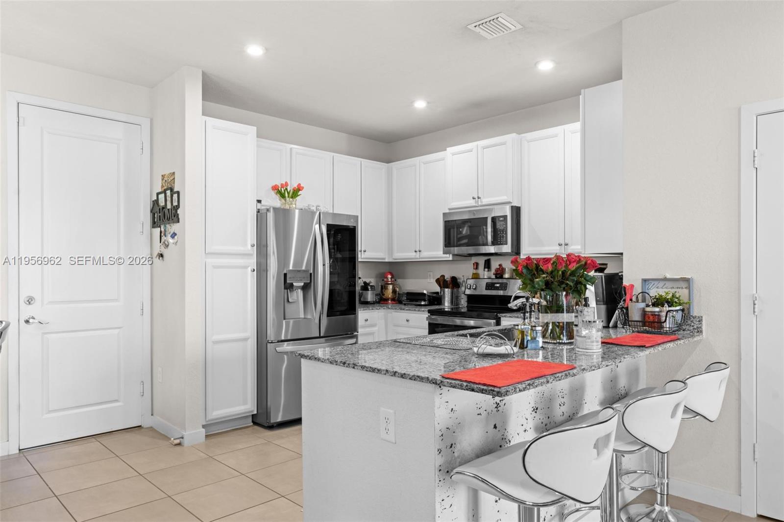 MC RESIDENTIAL - Residential