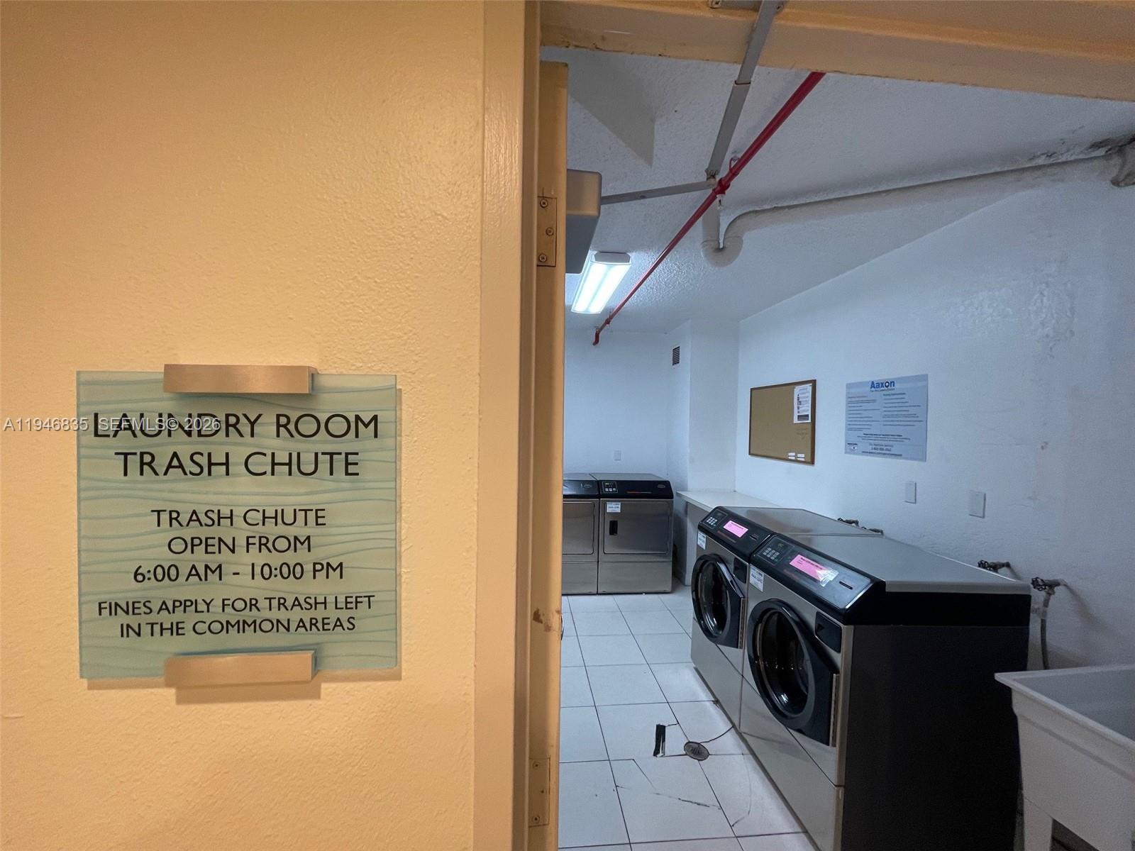 RESIDENCES ON HOLLYWOOD B - Residential