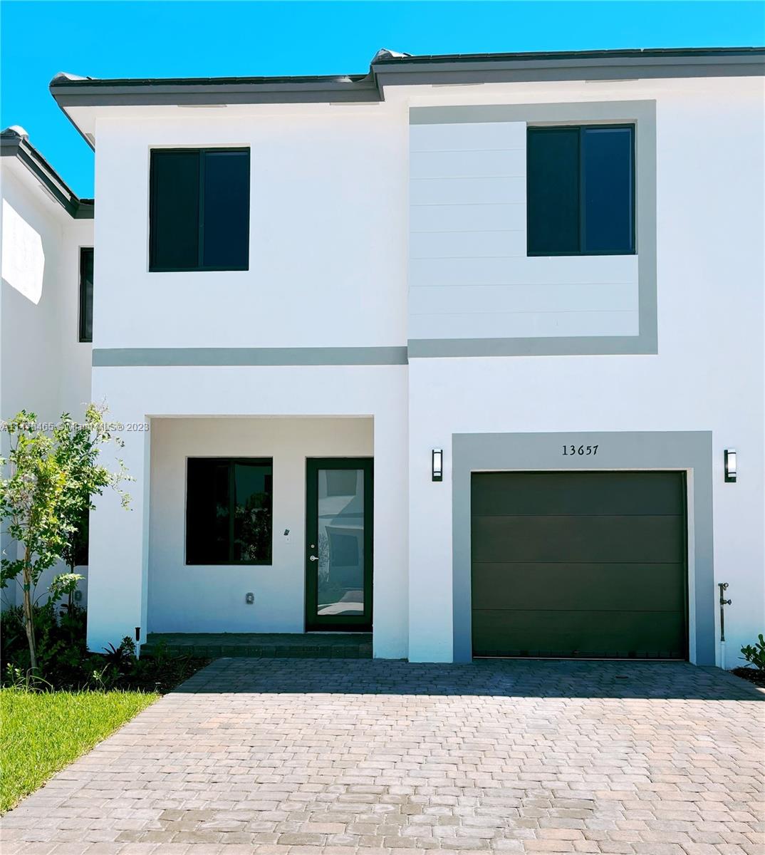 Century Gardens South - Residential Lease