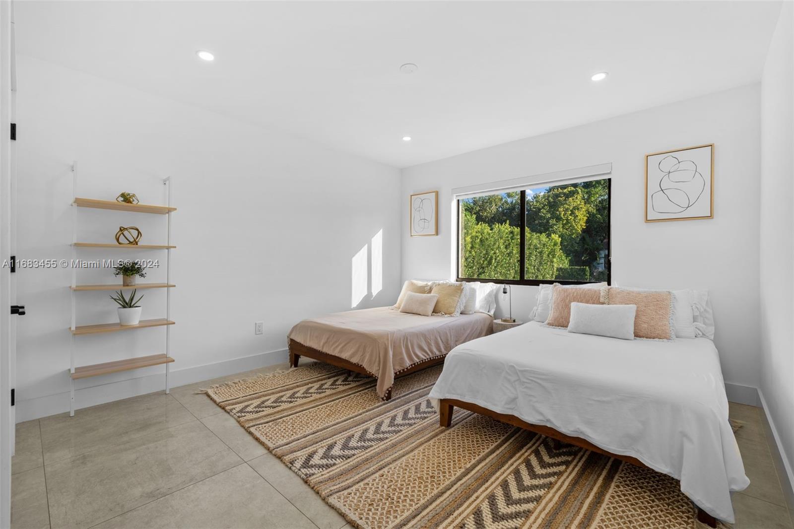 SHORECREST - Residential