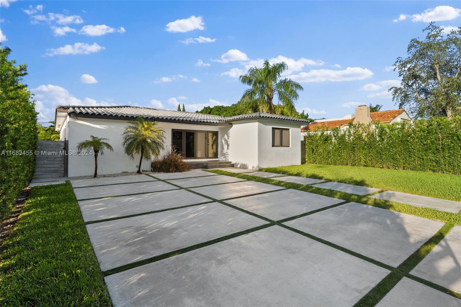 SHORECREST - Residential