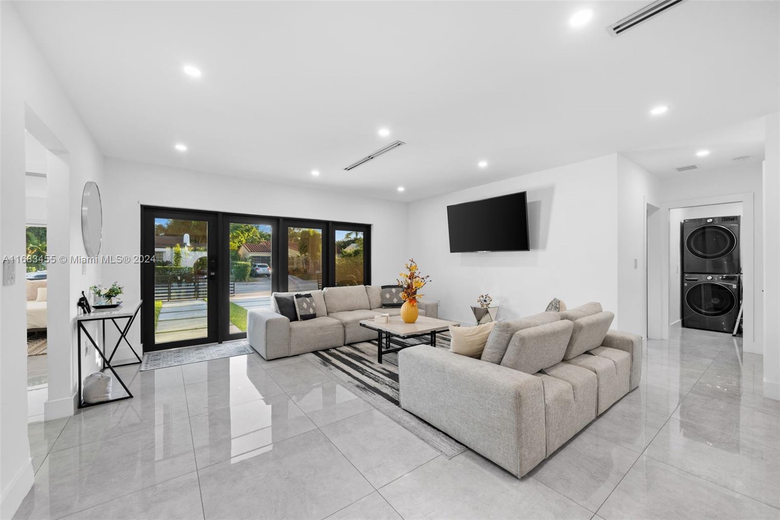 SHORECREST - Residential