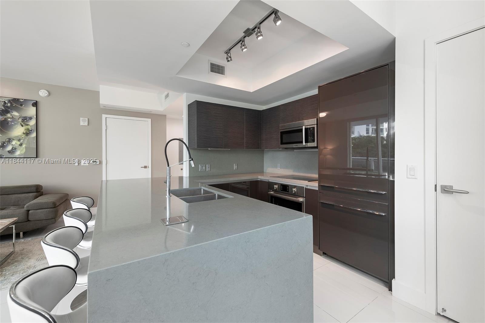 THE BONDO (1080 BRICKELL) - Residential