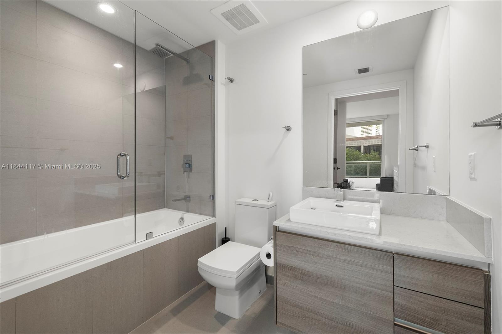 THE BONDO (1080 BRICKELL) - Residential