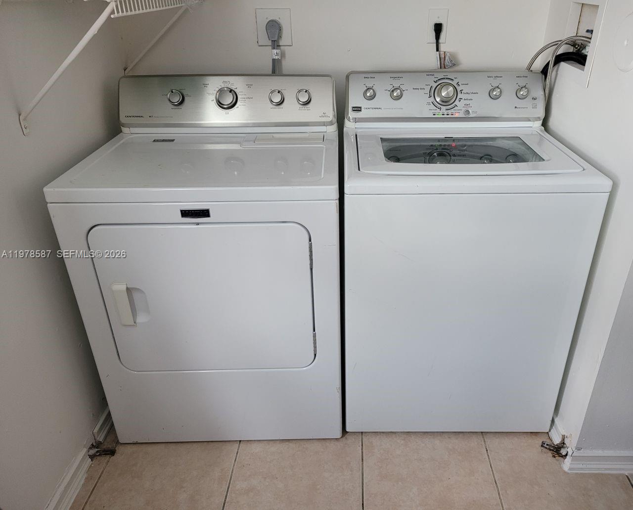 CYPRESS AT WOODMONT 3 CON - Residential