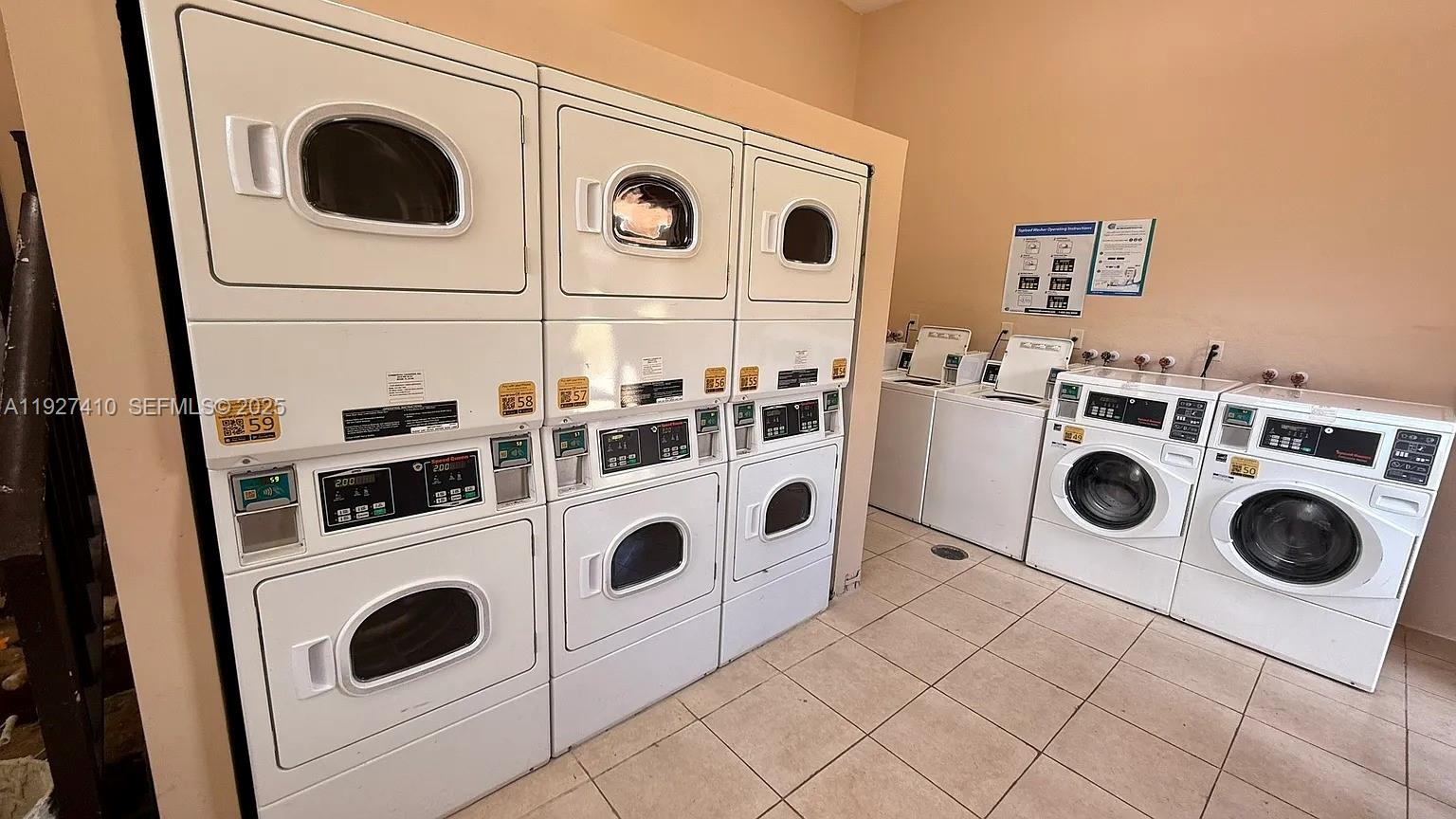 HAMPTON COURT CONDO - Residential