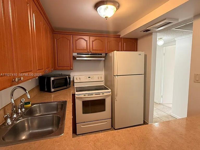 5855 Washington St 91