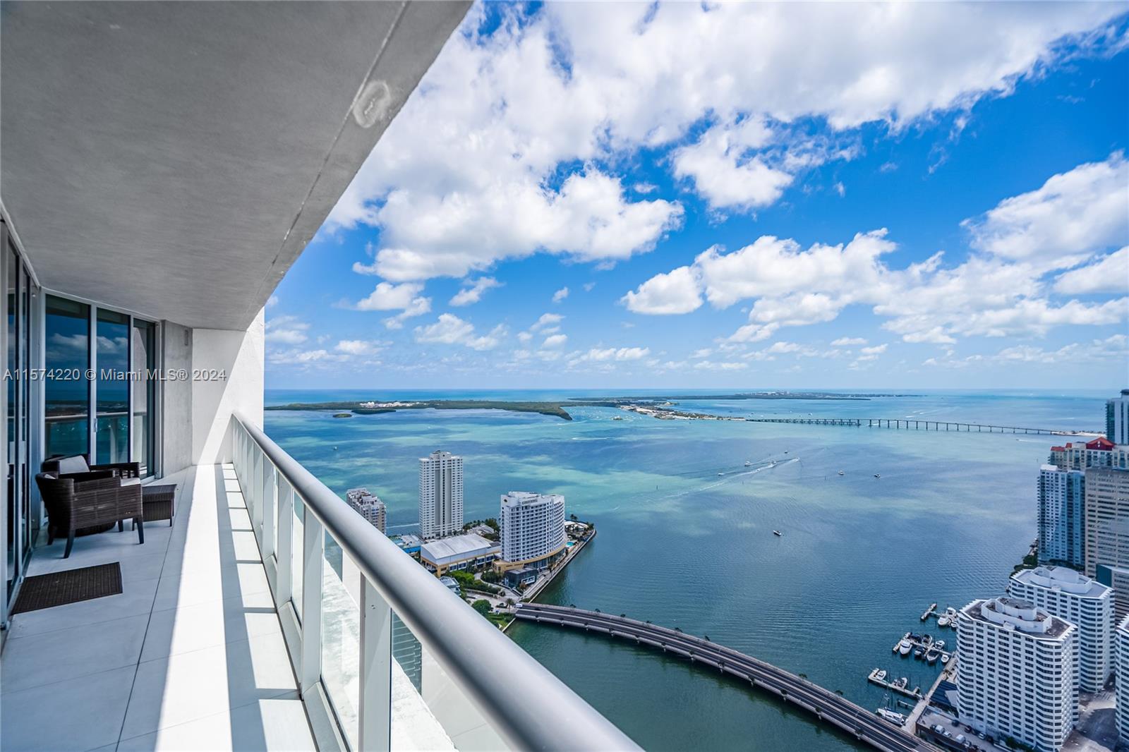Property for Sale at 495 Brickell Ave 5405, Miami, Broward County, Florida - Bedrooms: 2 
Bathrooms: 2  - $1,395,000