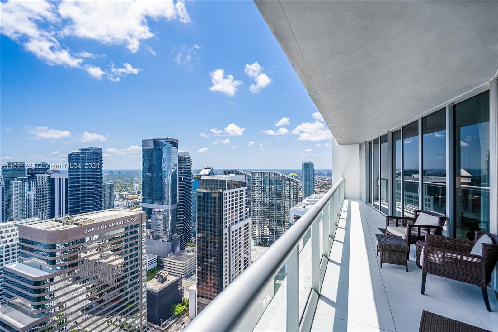 495 Brickell Ave 5405