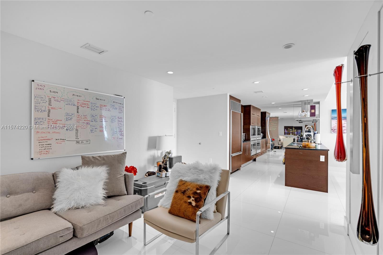 495 Brickell Ave 5405