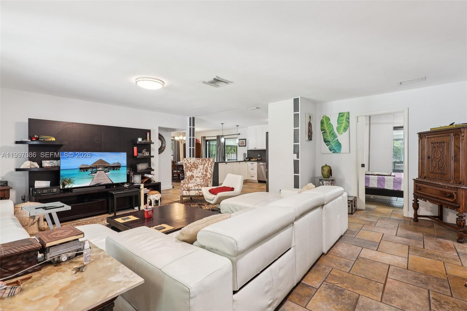 SHERWOOD FOREST - Residential