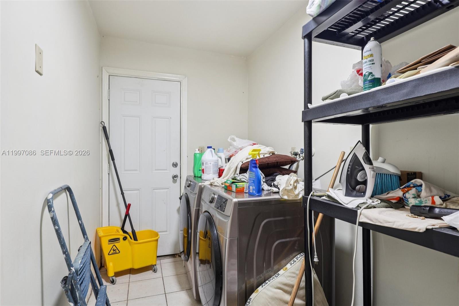 SHERWOOD FOREST - Residential