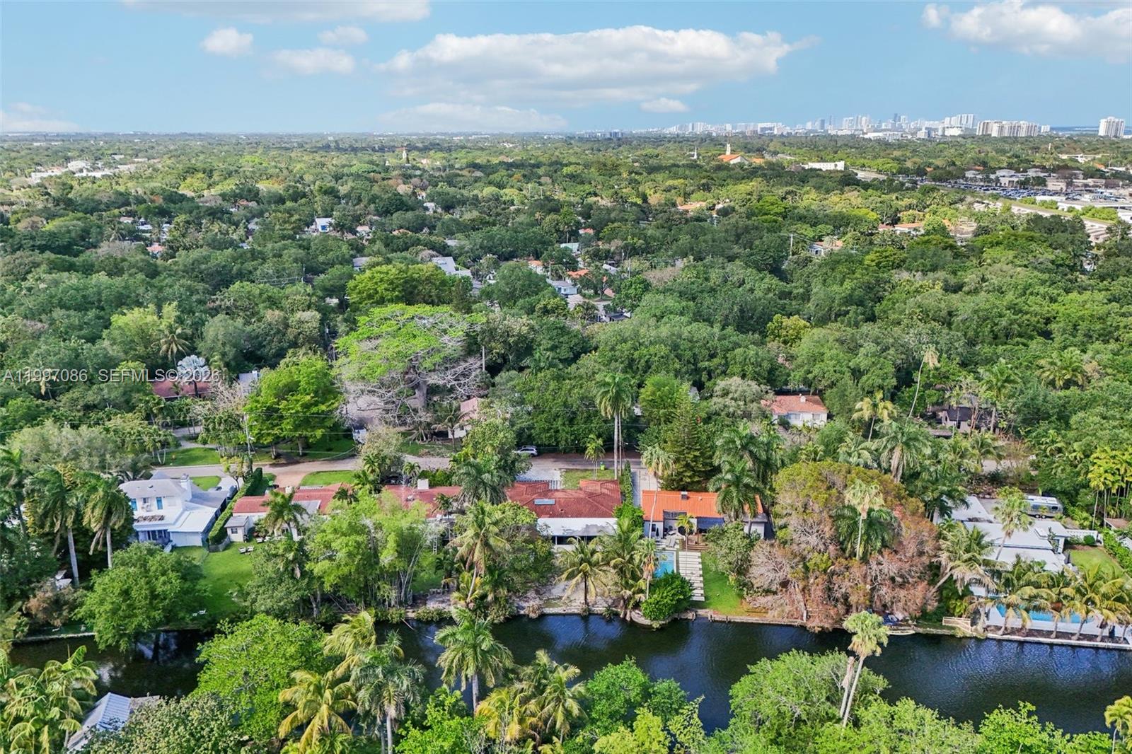 SHERWOOD FOREST - Residential