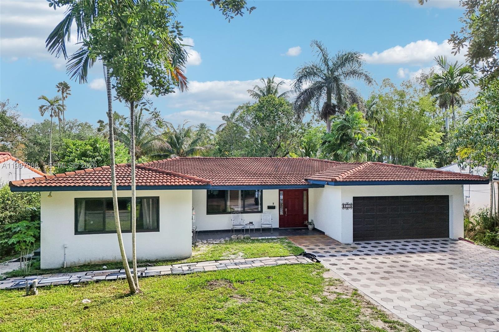 SHERWOOD FOREST - Residential