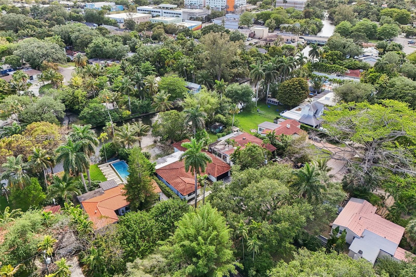 SHERWOOD FOREST - Residential