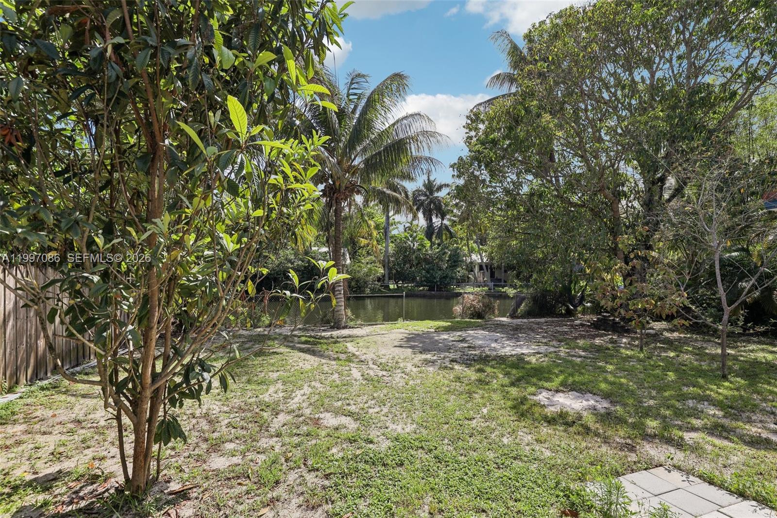 SHERWOOD FOREST - Residential