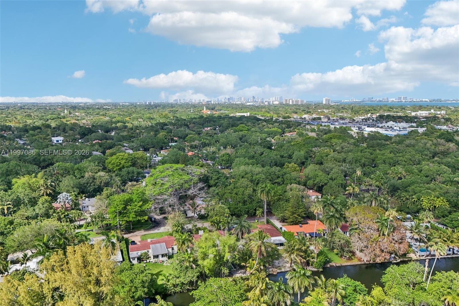 SHERWOOD FOREST - Residential